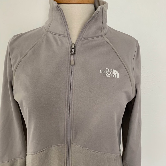 💢SOLD💢 North Face Grey Zip Up - Picture 2 of 7